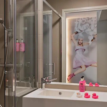 Moxy Vienna Airport-3